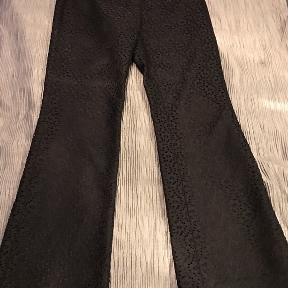 Donna Degnan Lace Pants - Picture 5 of 11